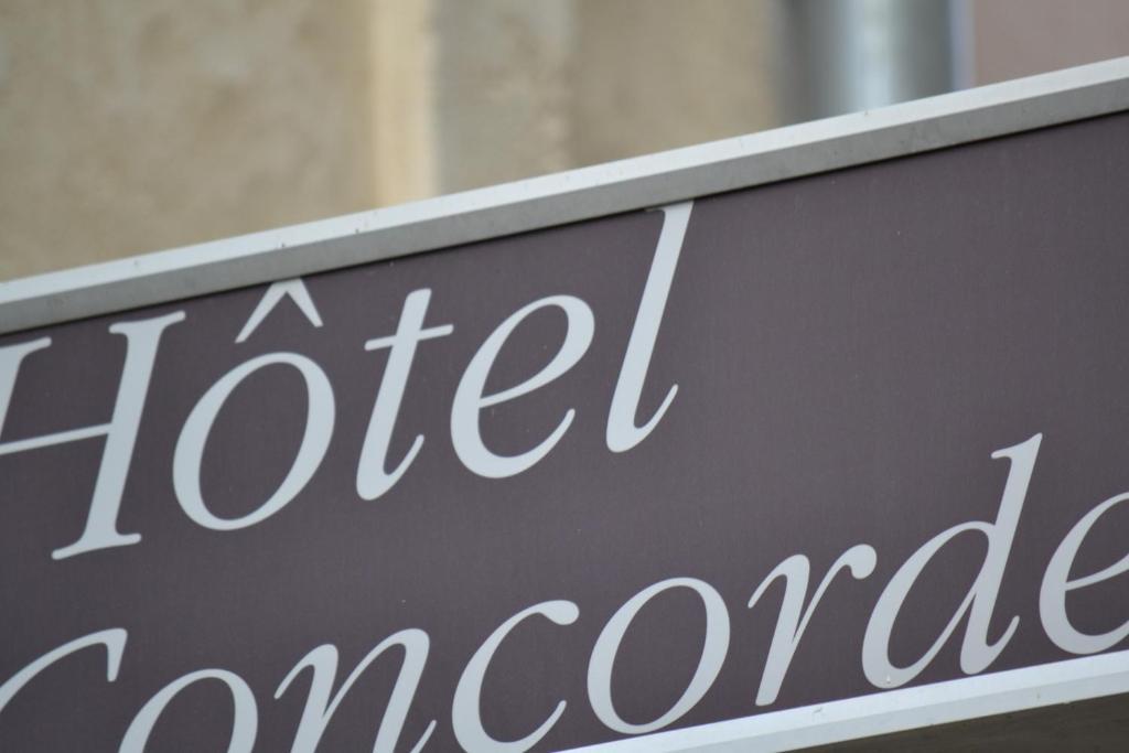 Hotel Concorde Nimes Bagian luar foto